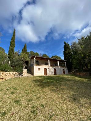 Una casa en MALLORCA RÚSTICA por fuera y CONTEMPORÁNEA por dentro