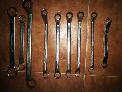 Llaves acodadas de herramientas de segunda mano baratos | Milanuncios