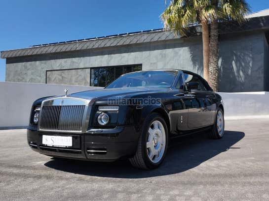 ROLLS-ROYCE Phantom Drophead Coupe