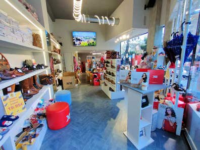 Compra, venta y traspasos de tiendas de ropa y en Zaragoza | Milanuncios