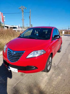 Lancia Ypsilon 1.3 JTD Platino 90 CV - Coches de segunda mano en