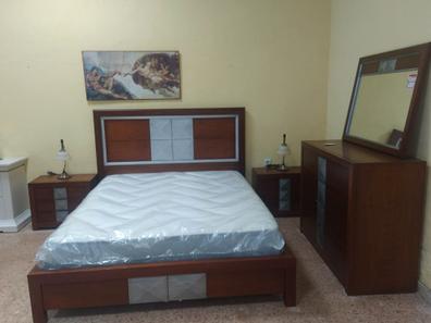 Estructura de cama de madera 150x190 otro mobiliario de segunda mano barato