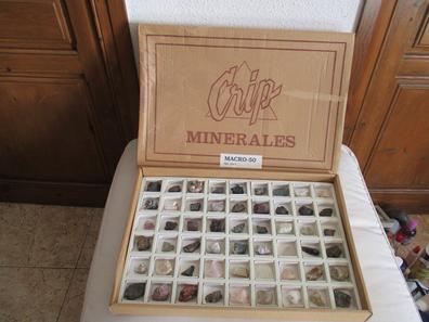 Colección de 30 Minerales del Mundo 3 en Caja de Madera Natural
