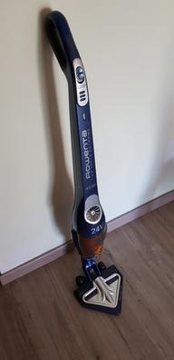 Aspirador escoba Rowenta Air Force Extreme 24V de segunda mano por 120 EUR  en Granollers en WALLAPOP