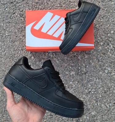 Equipar champú rifle Nike air force 1 mujer altas negras Zapatos y calzado de mujer de segunda  mano barato | Milanuncios