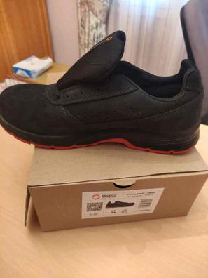 Zapatos seguridad Sparco de segunda mano por 16 EUR en Sevilla en WALLAPOP