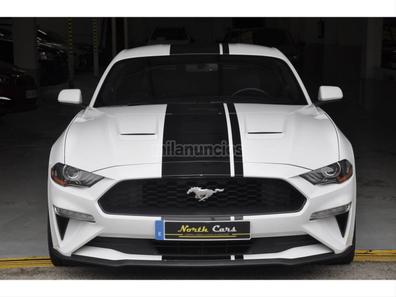 - - 2.3 EcoBoost 231kW Mustang Fastback