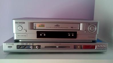 Reproductor VHS + películas de segunda mano por 50 EUR en Vic en