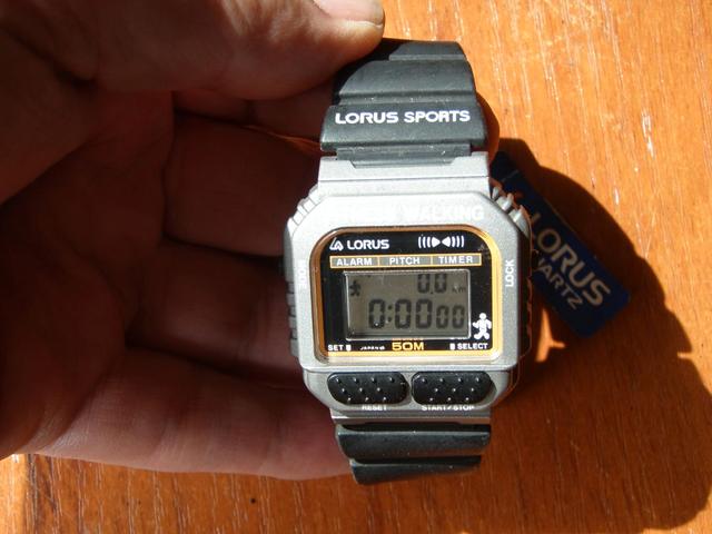 Milanuncios RELOJ DIGITAL VINTAGE LORUS FITNESS WALK