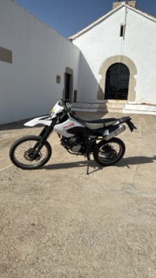 Yamaha - WR125R