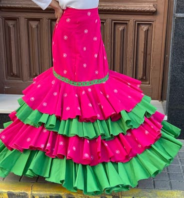 Faldas vuelo flamenca. Anuncios para comprar vender de mano | Milanuncios