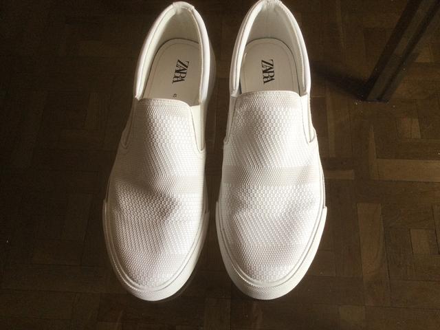 Zapatos fila usados zara sale