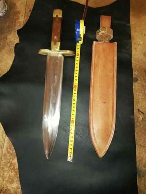 Funda de cuchillo de bushcraft hecha en cuero - Quercur Leathercraft