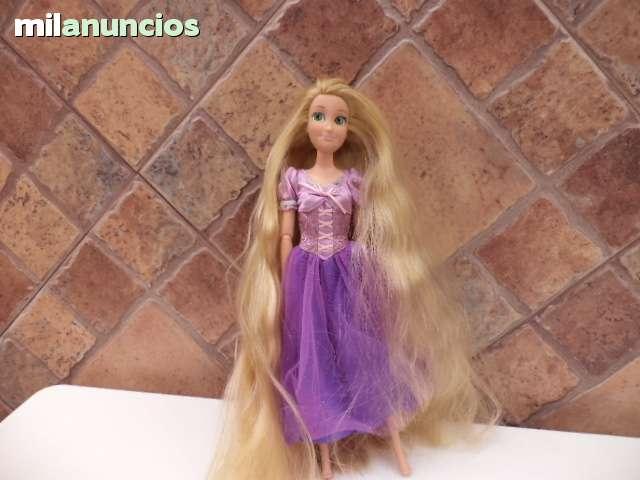 Muñeca rapunzel disney store clearance
