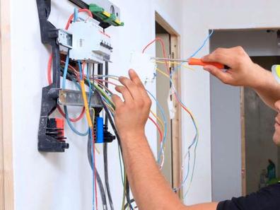 Kit herramientas electricista profesional Ofertas de empleo de  construcción. Trabajo de paleta