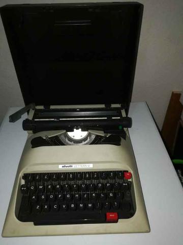 Milanuncios - MAQUINA ESCRIBIR portátil Olivetti