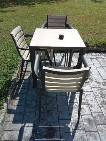 Milanuncios - Conjunto Mesa y Sillas Jardín