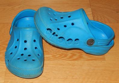 Crocs Zapatos y calzado de niños de segunda baratos Milanuncios