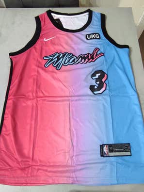 Camiseta baloncesto rosa | Milanuncios