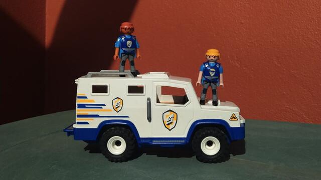 Milanuncios Furg n y policias seguridad playmobil