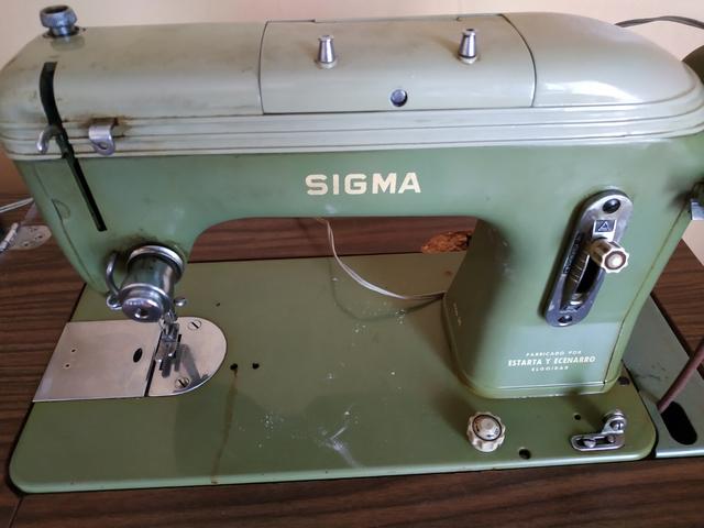 Antiguo Mueble Máquina de Coser Sigma Vintage em segunda mão