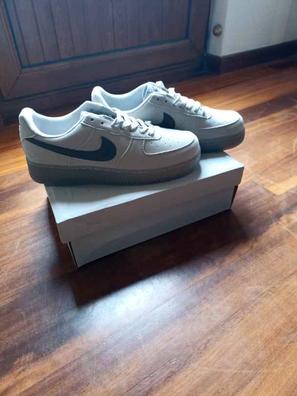 Zapatillas nike air force imitacion Moda y complementos de segunda mano barata Milanuncios