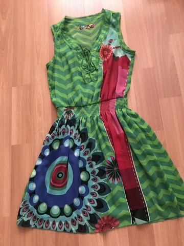 Vestido discount verde desigual