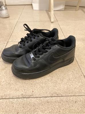 Nike air force one negras Ropa, zapatos y moda de hombre de segunda mano  barata