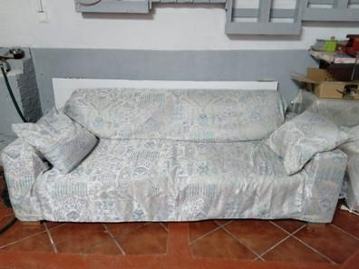 Fundas cubre sofá 3plazas sujeción con gomas de segunda mano por 28 EUR en  Alcobendas en WALLAPOP