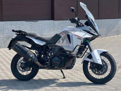 KTM 1290 SUPER ADVENTURE T