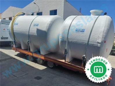 depositos de retención de agua 300 litros de segunda mano por 90 EUR en  Jaén en WALLAPOP