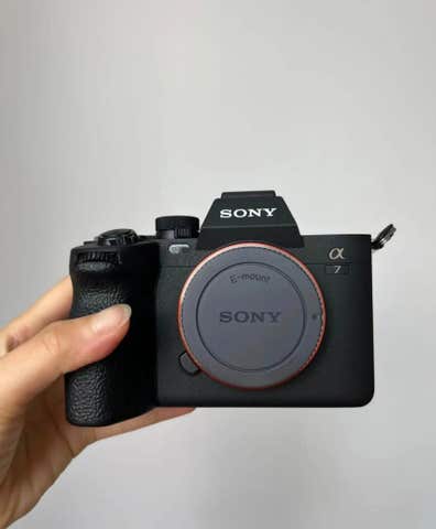 Sony Alpha (A7 IV) Como nueva y garantía