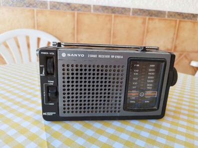 Radio, transistor marca Sanyo. Años 70.