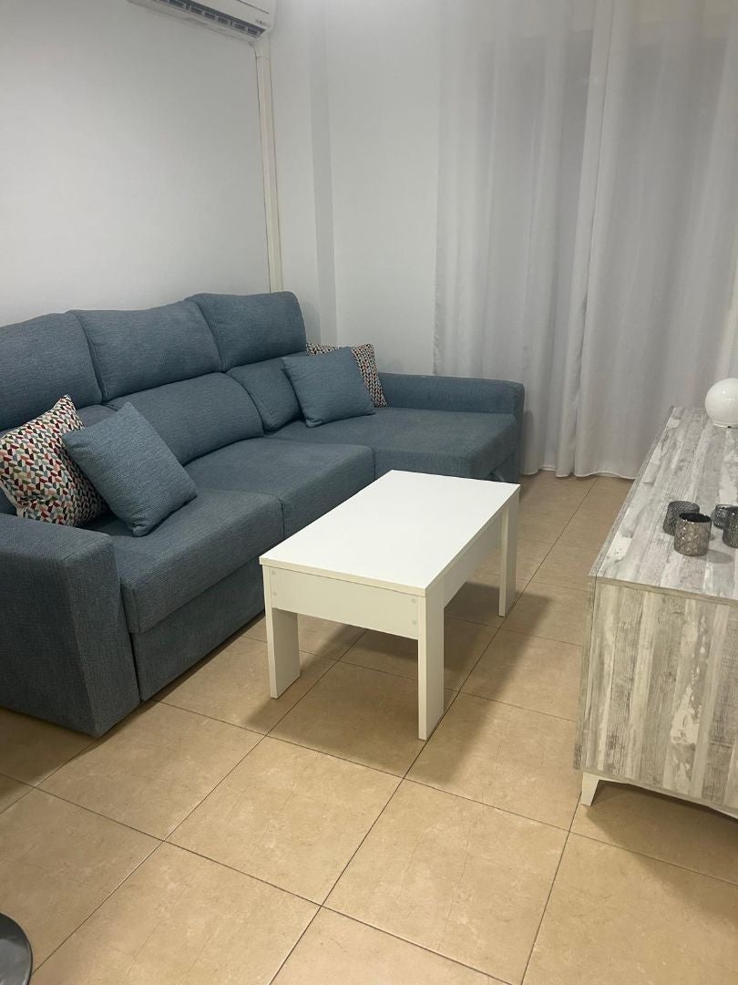 Fotografía del inmueble reportado: 900 €/mes — Fuengirola, Fuengirola