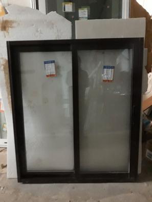 VENTANA CORREDERA CON PERSIANA - Doble Acristalamiento / Tipo Climalit -  Ventanas y Puertas de Aluminio