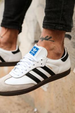 Zapatillas adidas Ropa zapatos y moda de hombre de segunda mano barata en Malaga Provincia Milanuncios