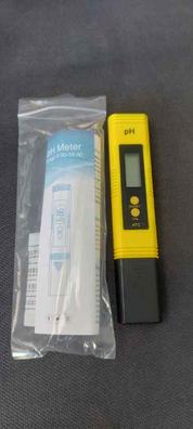 Medidor PH Digital Wassertech para comprobar el PH del agua.