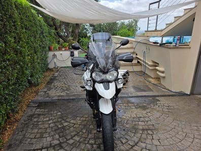 Triumph - tiger 800 xrx