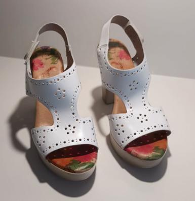 Sandalias blancas con poco tacon Moda y complementos de segunda