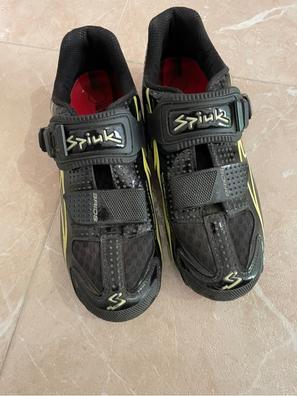 Zapatilla MTB Spiuk Aldapa talla 40, color rojo. de segunda mano por 40 EUR  en Pamplona/Iruña en WALLAPOP