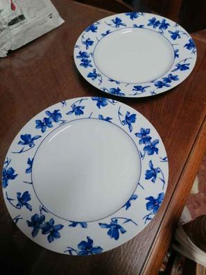 Set de 6 platos llanos de porcelana blanca con azul cobalto y filo