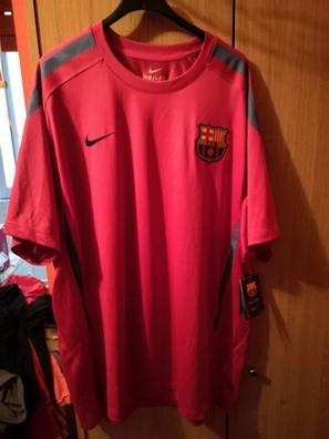 Barcelona: salen a la luz las primeras imágenes de la tercera camiseta del  Barça