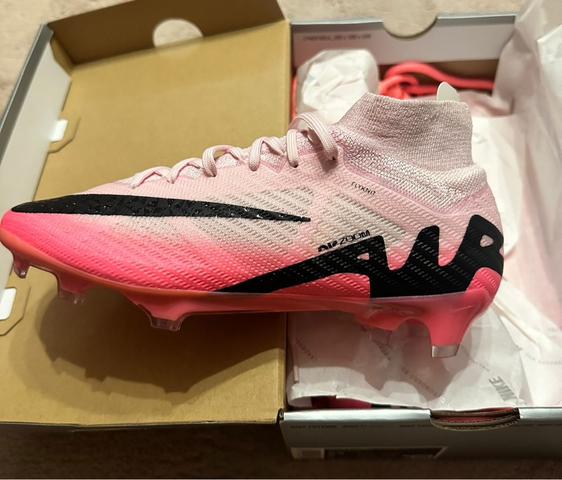 Milanuncios Botas de futbol chica Nike Mercurial