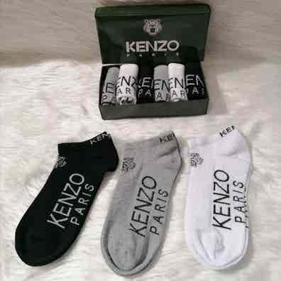 Venta al por Zapatos y calzado de hombre segunda mano en Sevilla | Milanuncios