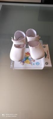 Zapatos bebe Moda y complementos de segunda mano barata Milanuncios