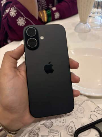 iPhone 16