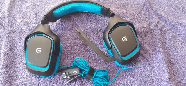 Cascos logitech online g430