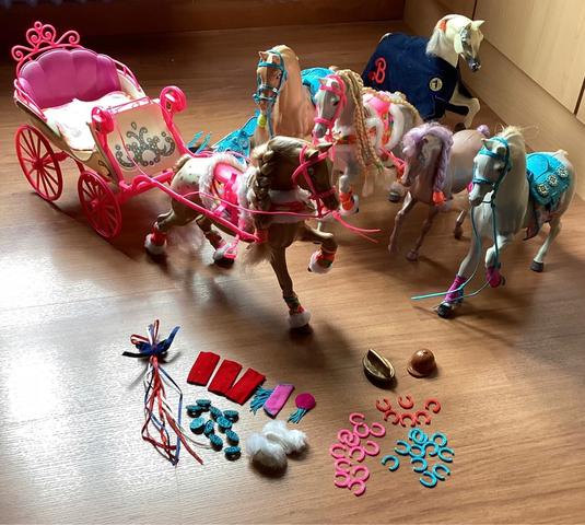 Milanuncios Vendo Caballos Barbie y Carruaje 80 s