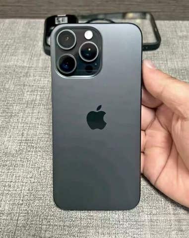 iPhone 15 Pro Max
