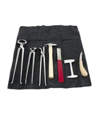 Kit herrador herramientas herrar caballo Caballos, y accesorios equinos segunda | Milanuncios